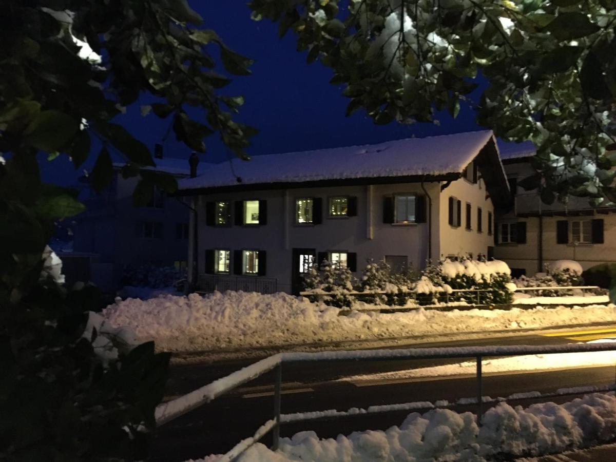 Bed and Breakfast The Delicate Question Which Швіц Екстер'єр фото
